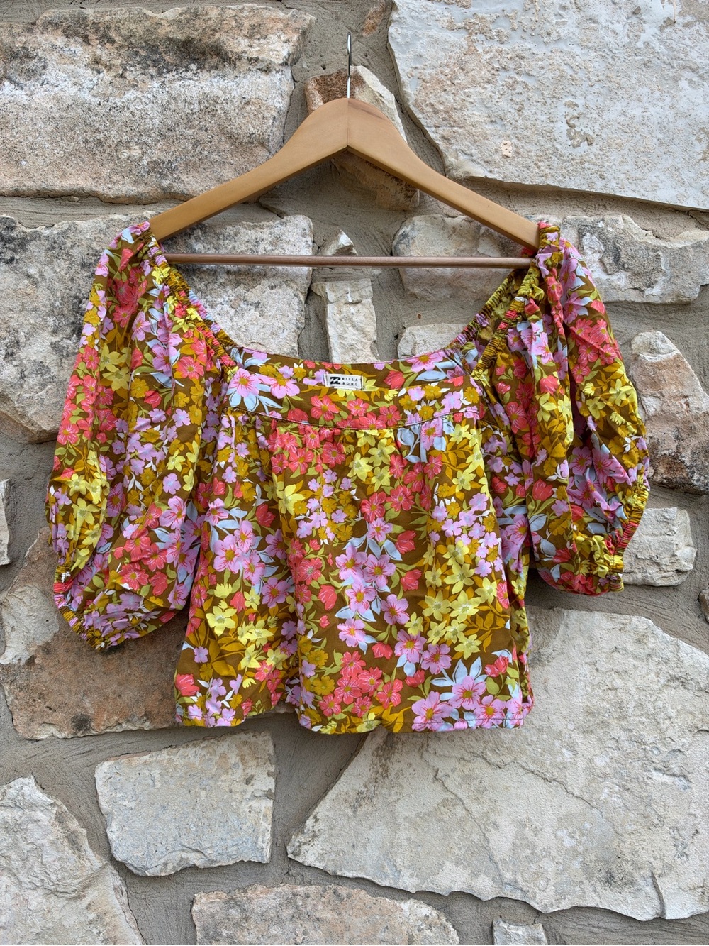 vibrant floral-print Billabong Beach Daze Blouse size small